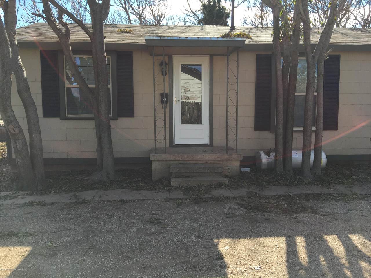 1630 Western St - Photo 1