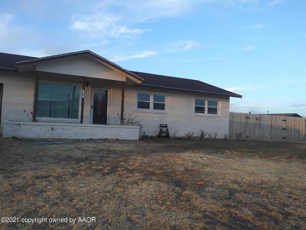 200 Warwick St - Photo 1