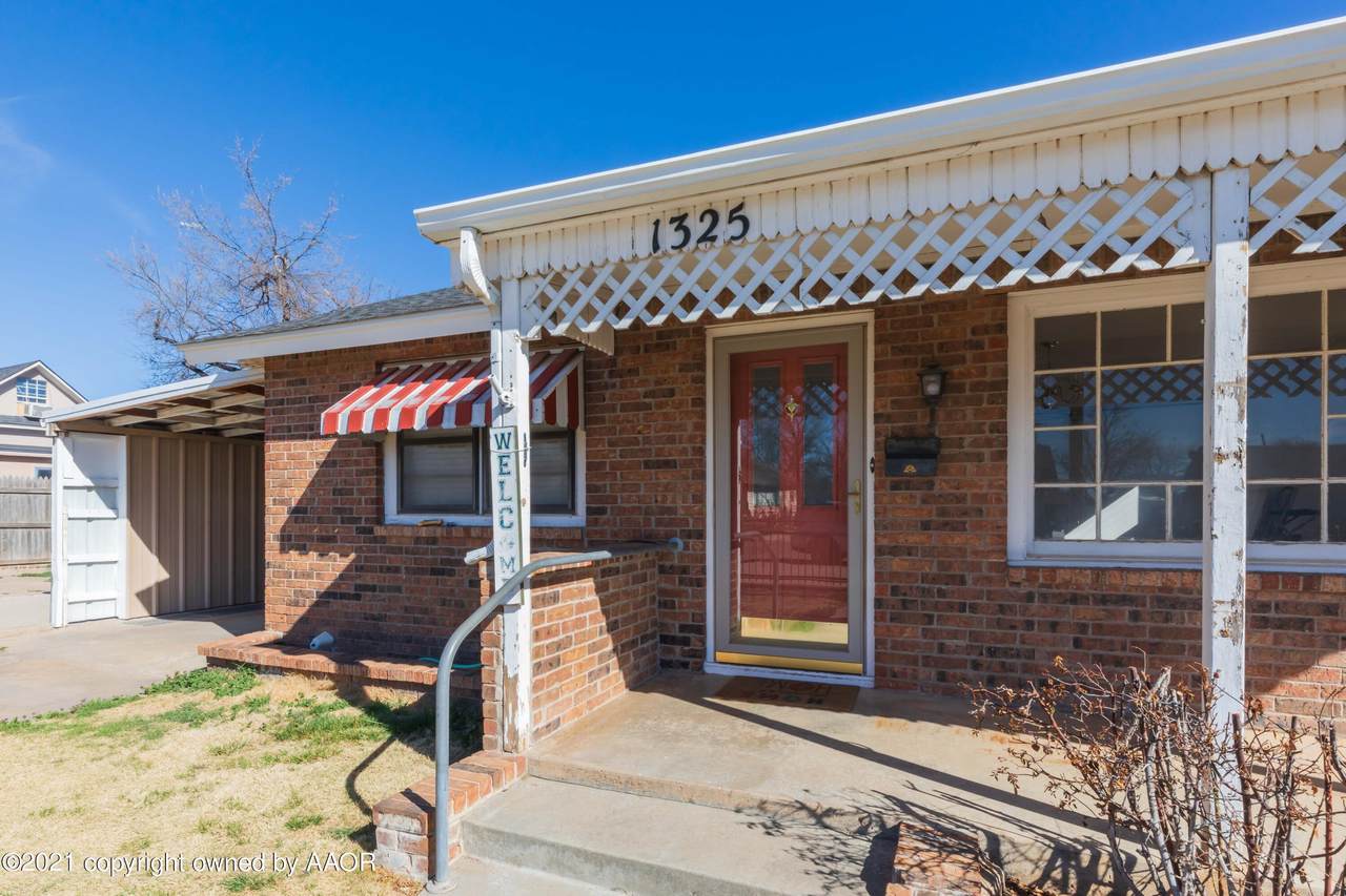 1325 13TH Ave - Photo 1