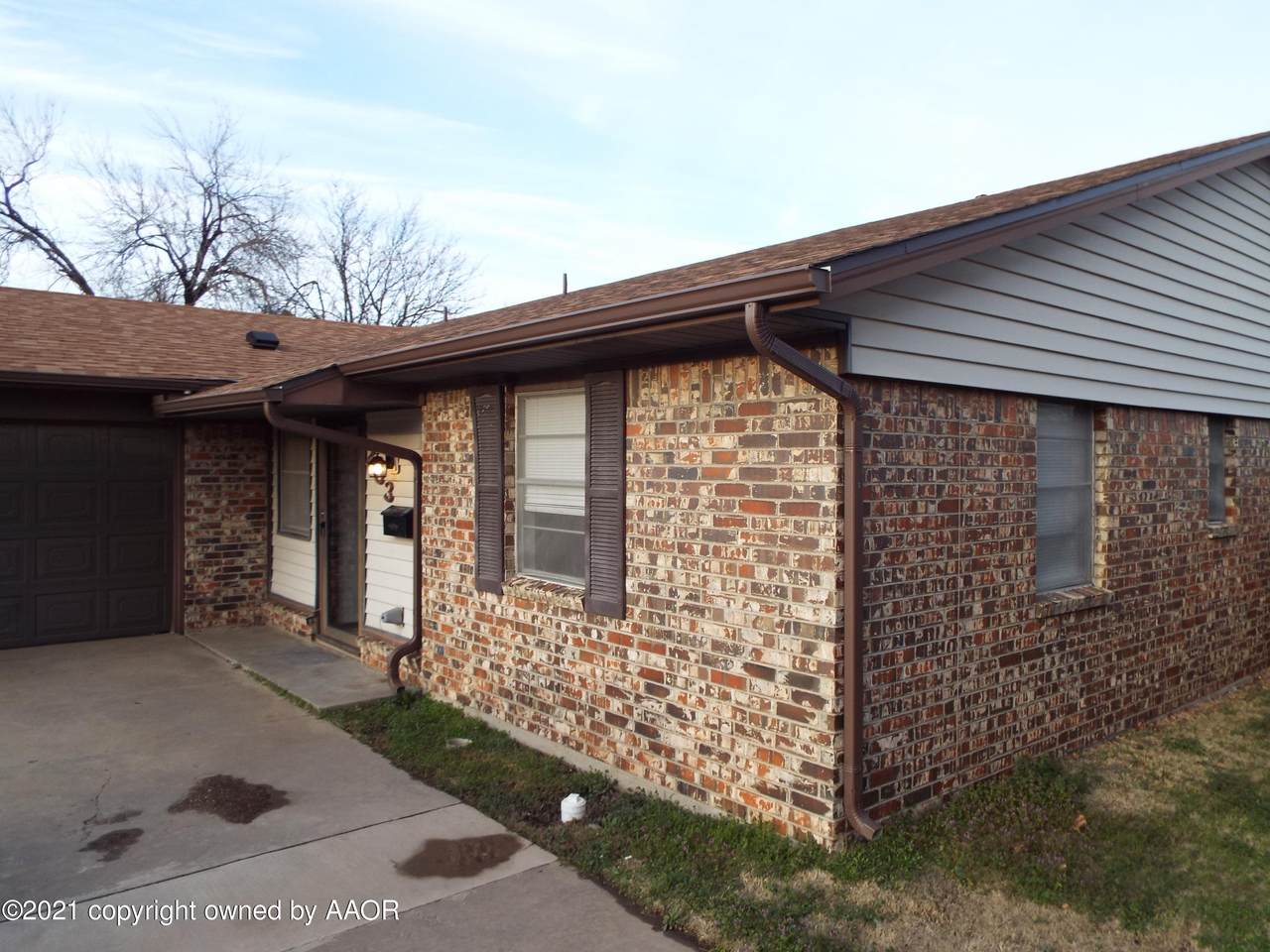 203 Concord St - Photo 1