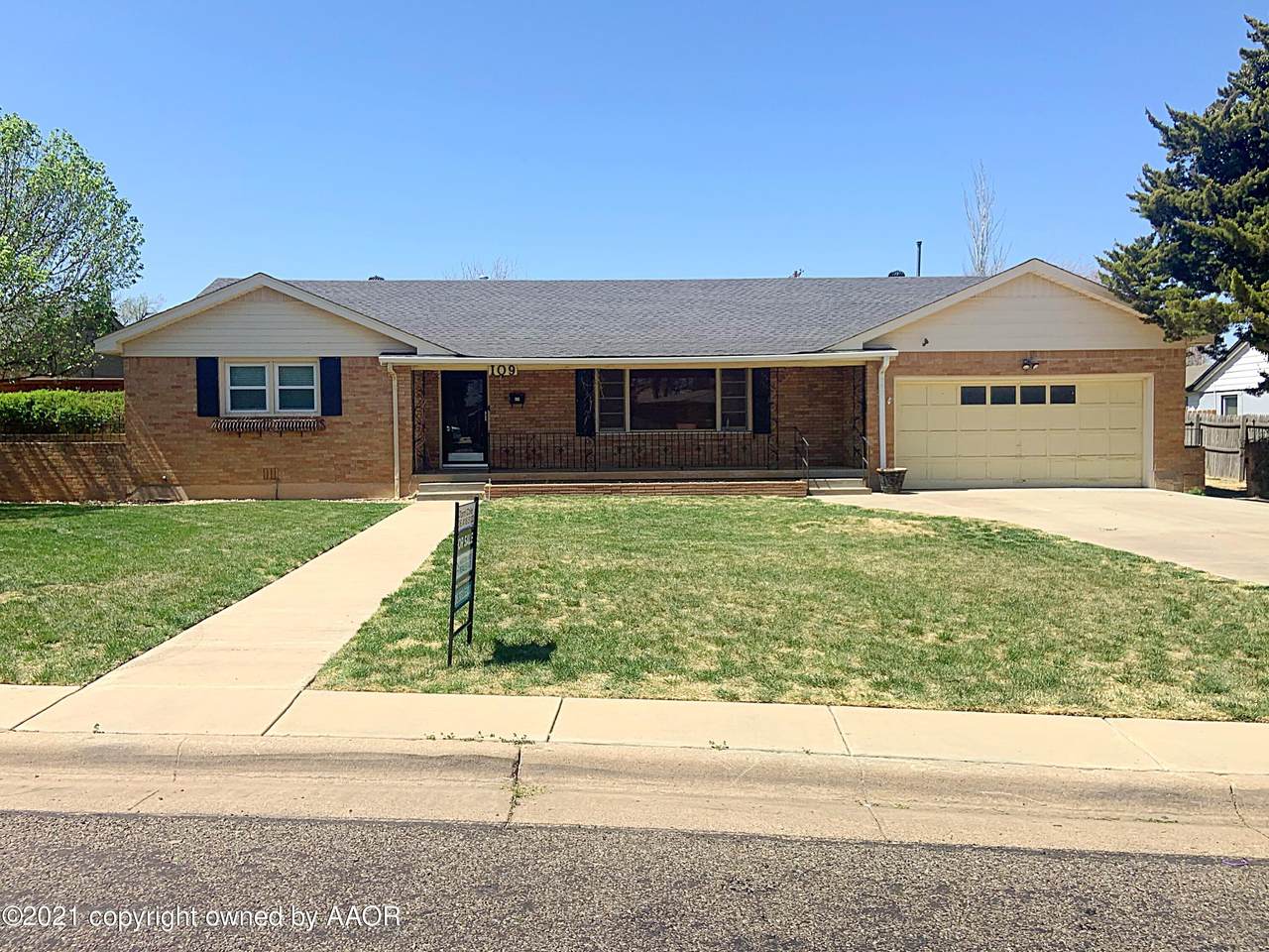 109 Beverly Dr - Photo 1