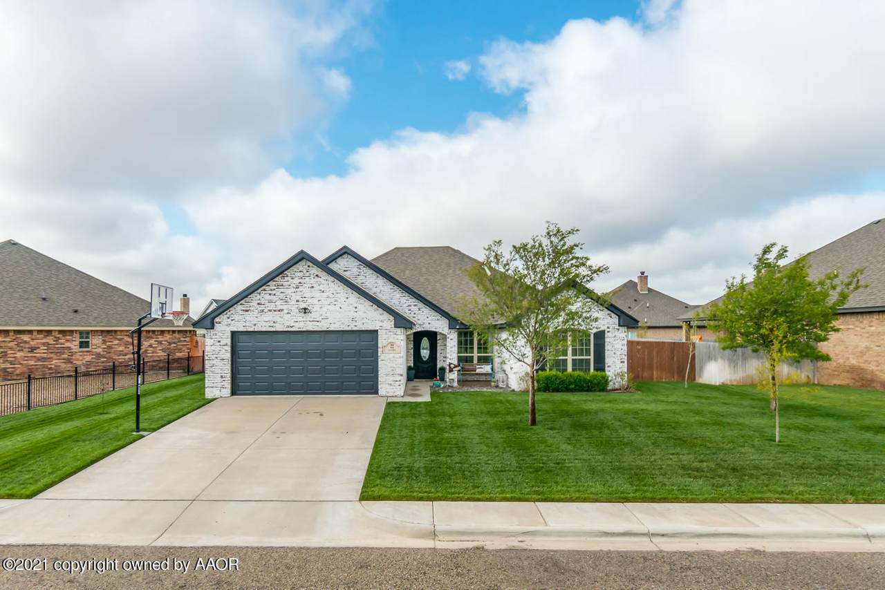 22 Sandra Ln - Photo 1