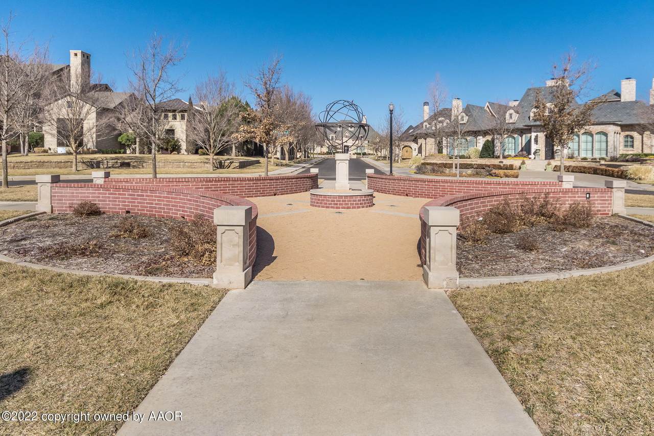5216 Aberdeen Pkwy - Photo 1