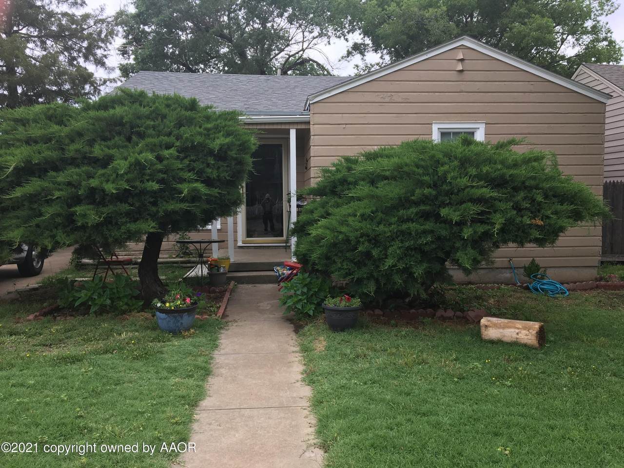 1410 11TH Ave - Photo 1