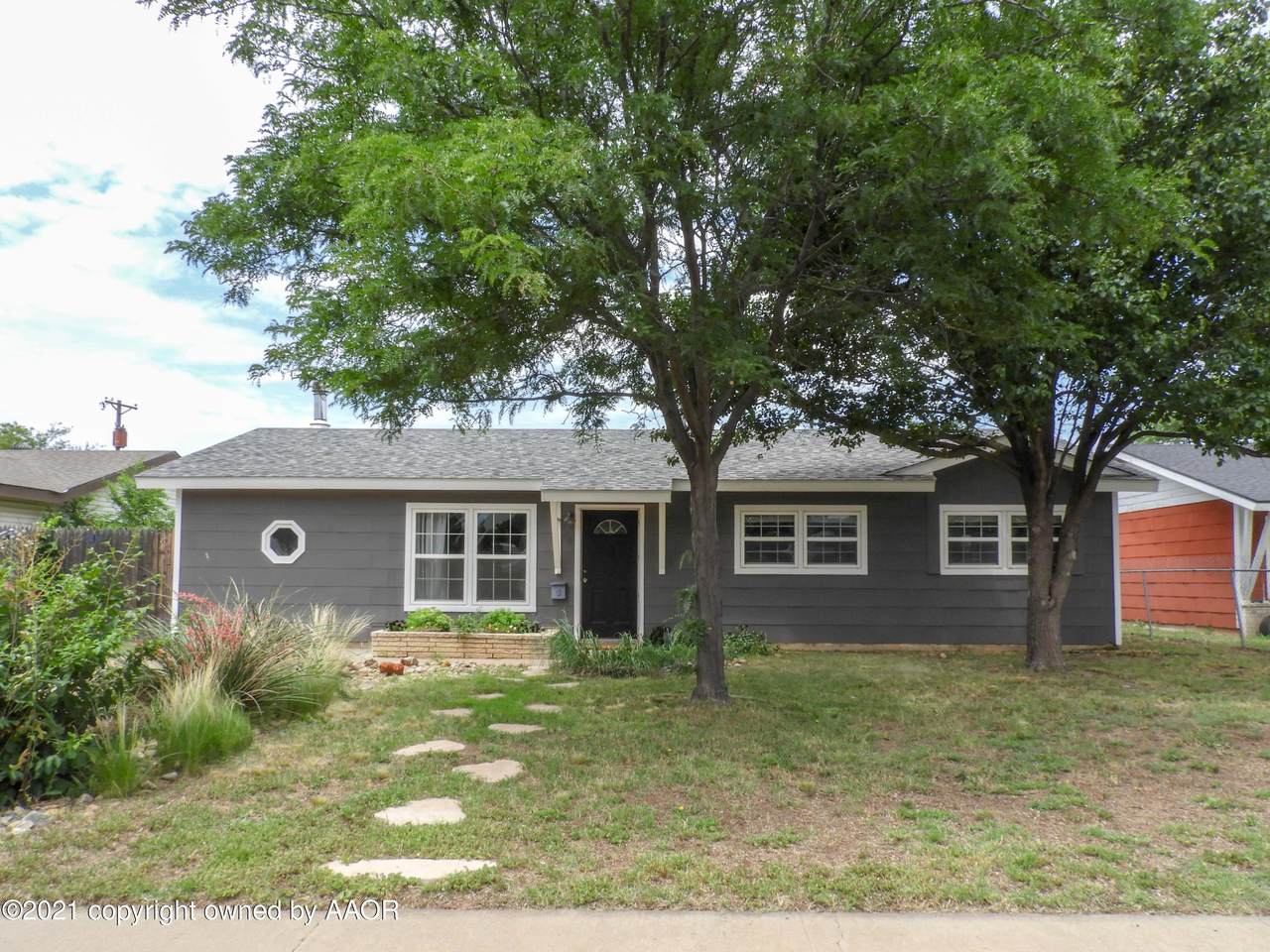 3613 31ST Ave - Photo 1