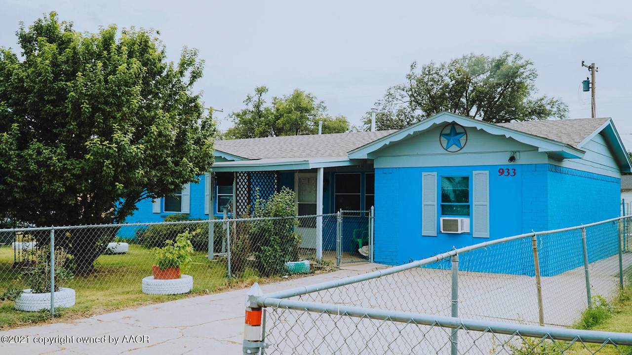 933 Evergreen St - Photo 1
