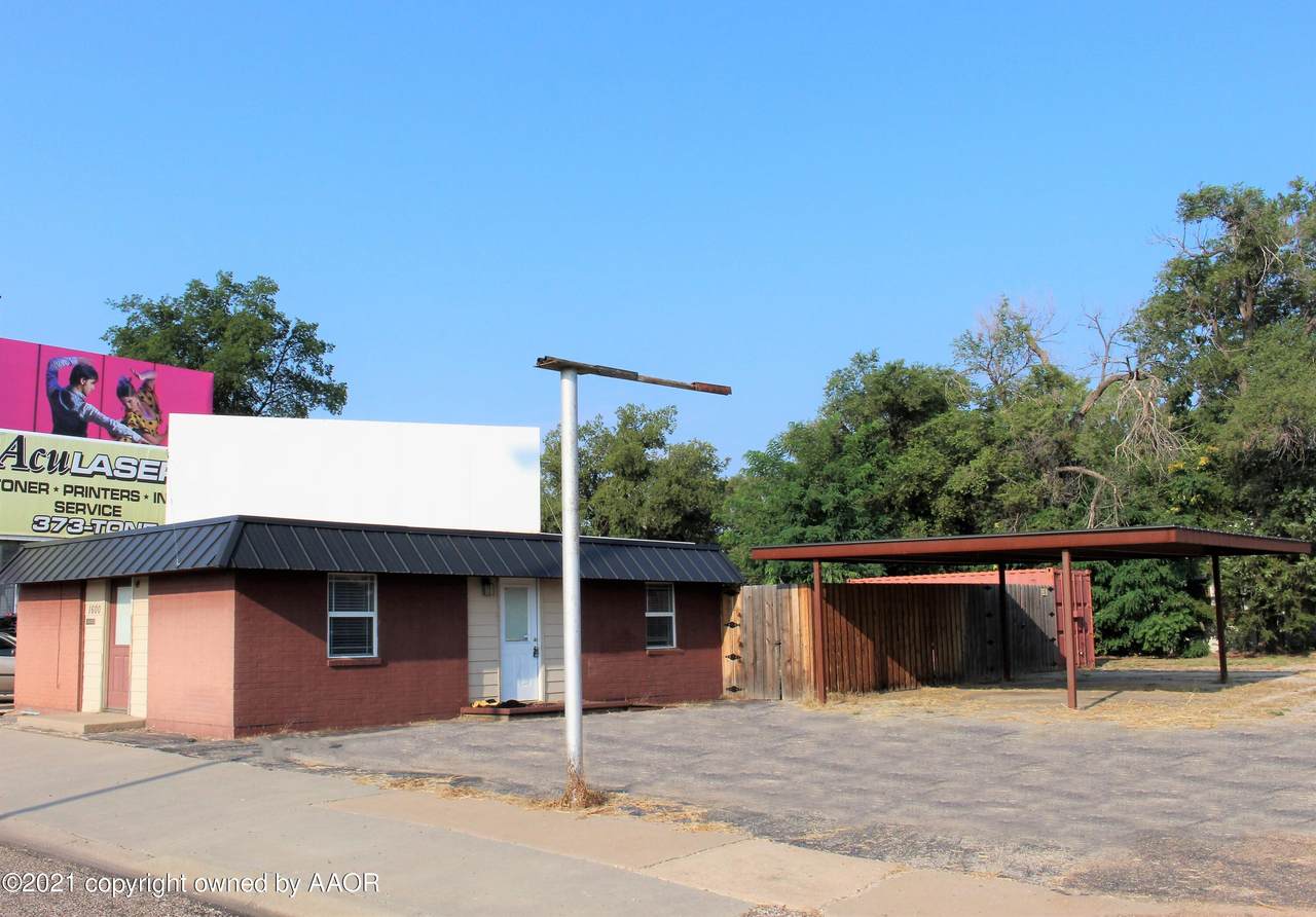 1600 Canyon Dr - Photo 1