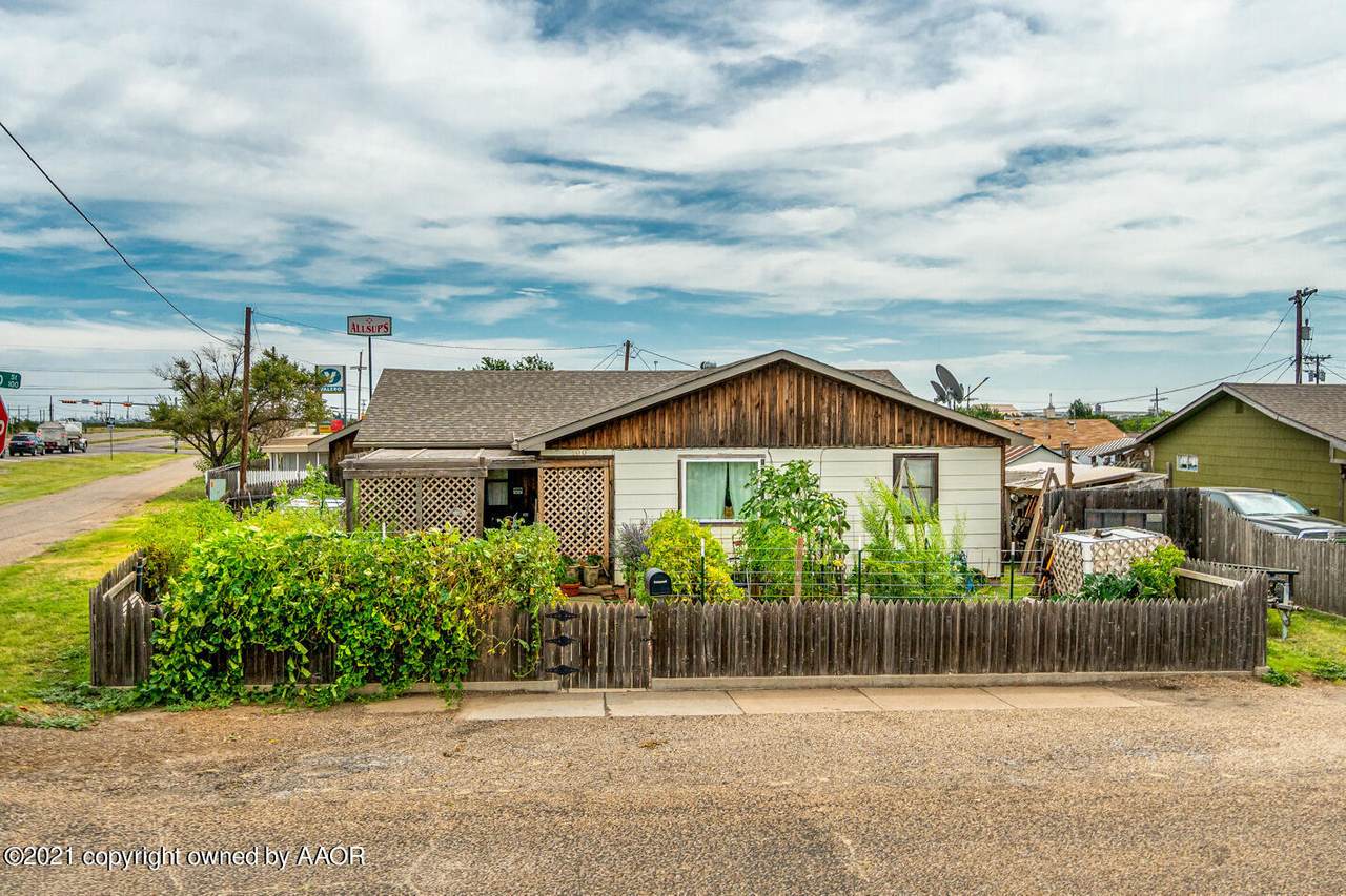 100 Estireno St - Photo 1