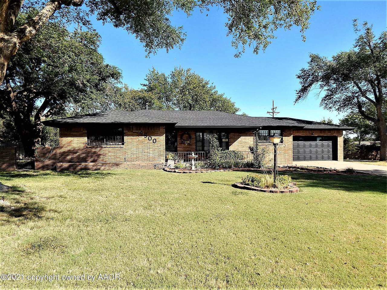 4500 Gem Lake Rd - Photo 1