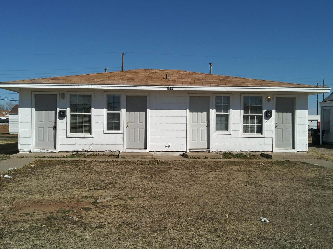 1000 Lake St - Photo 1
