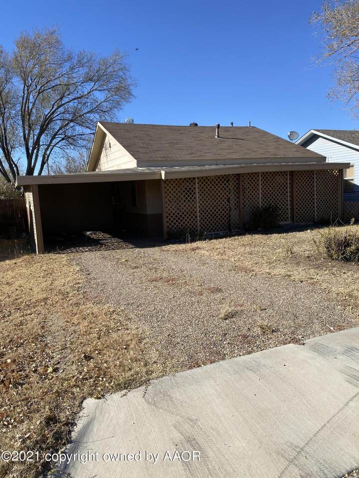 817 Nelson St - Photo 1