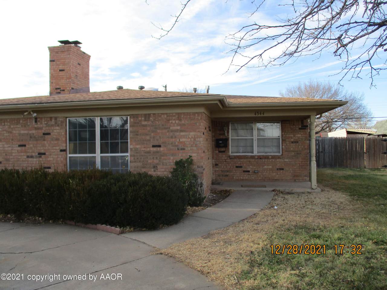 4344 Ridgecrest Cir - Photo 1