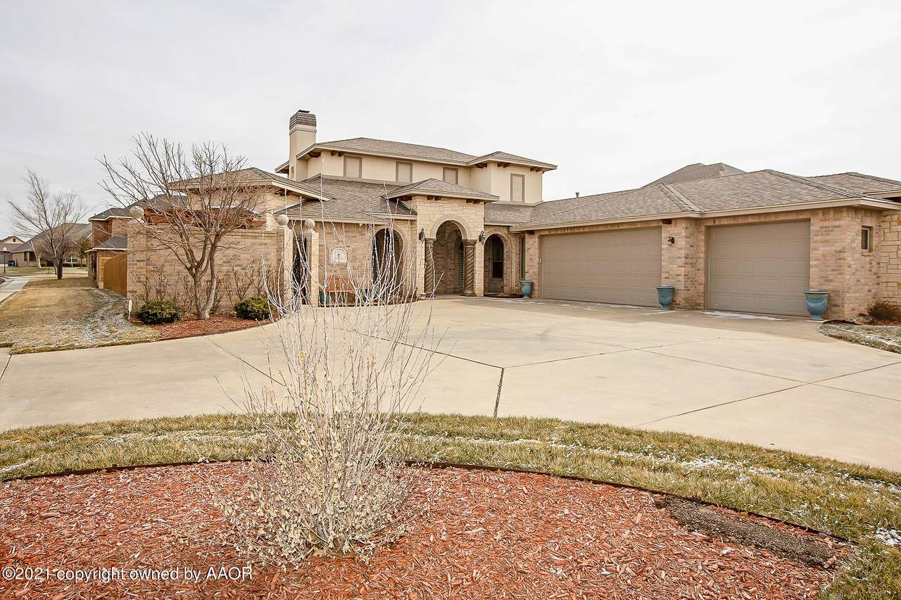 1 Shinnecock Dr - Photo 1