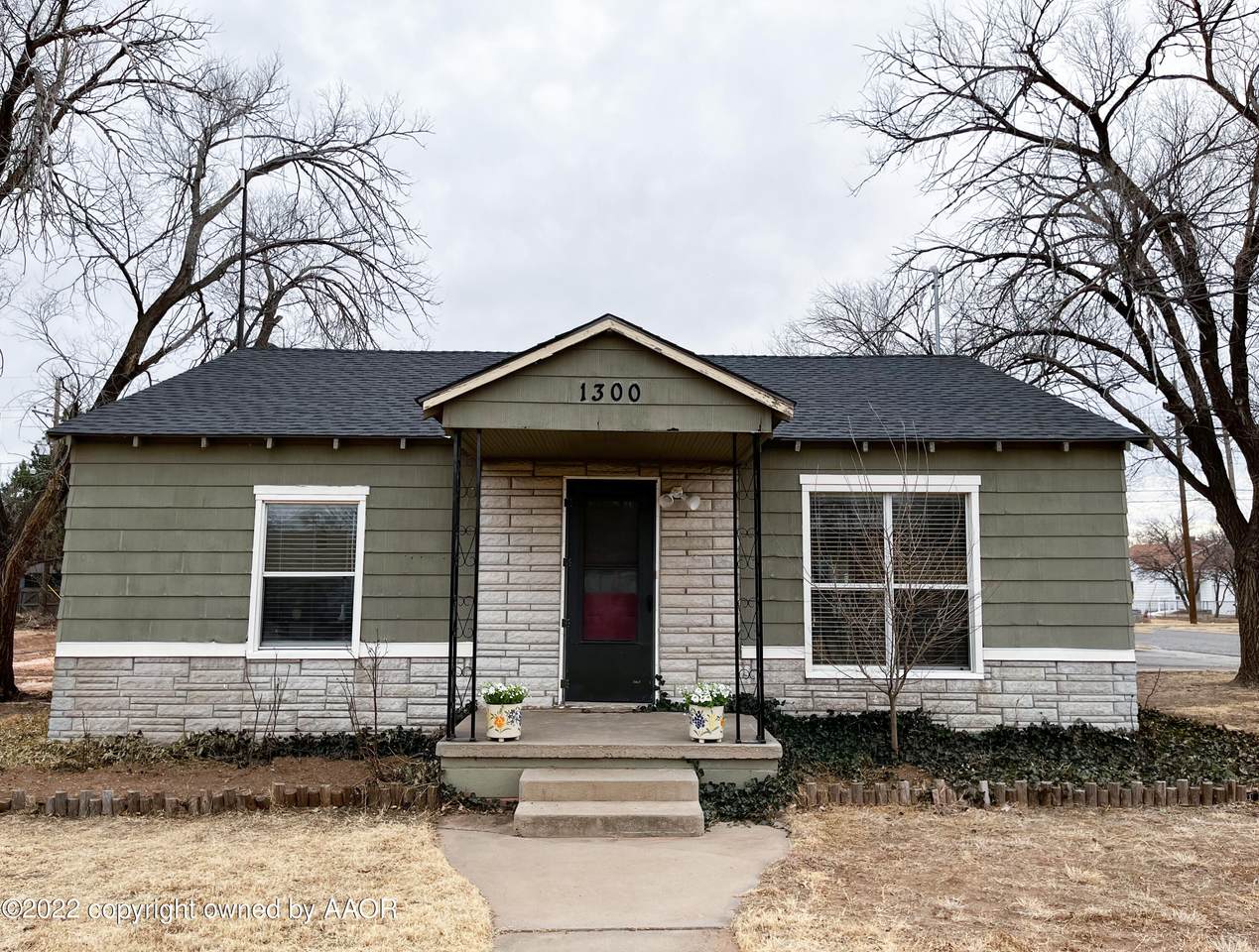 1300 2ND Ave - Photo 1