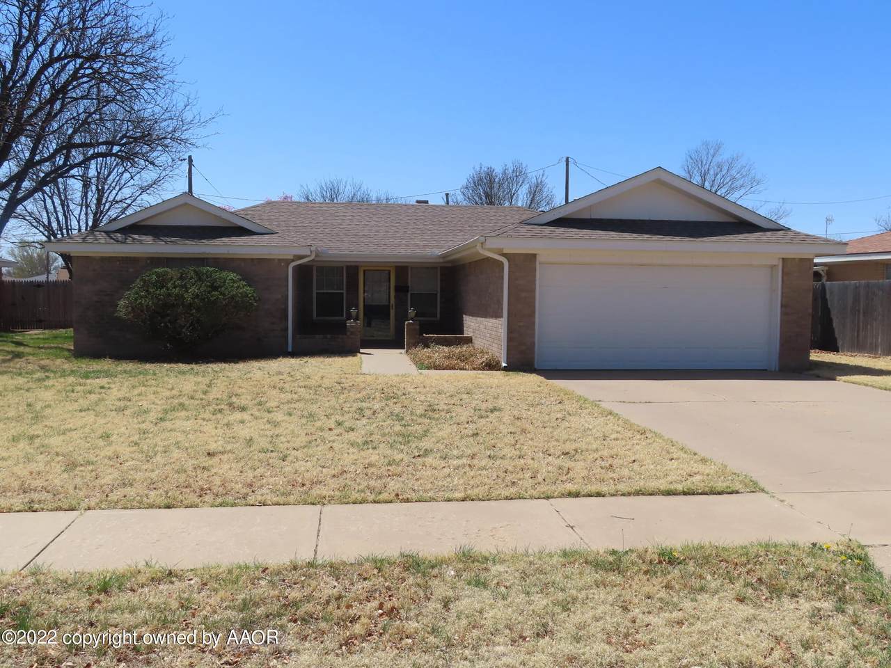 5327 42ND Ave - Photo 1