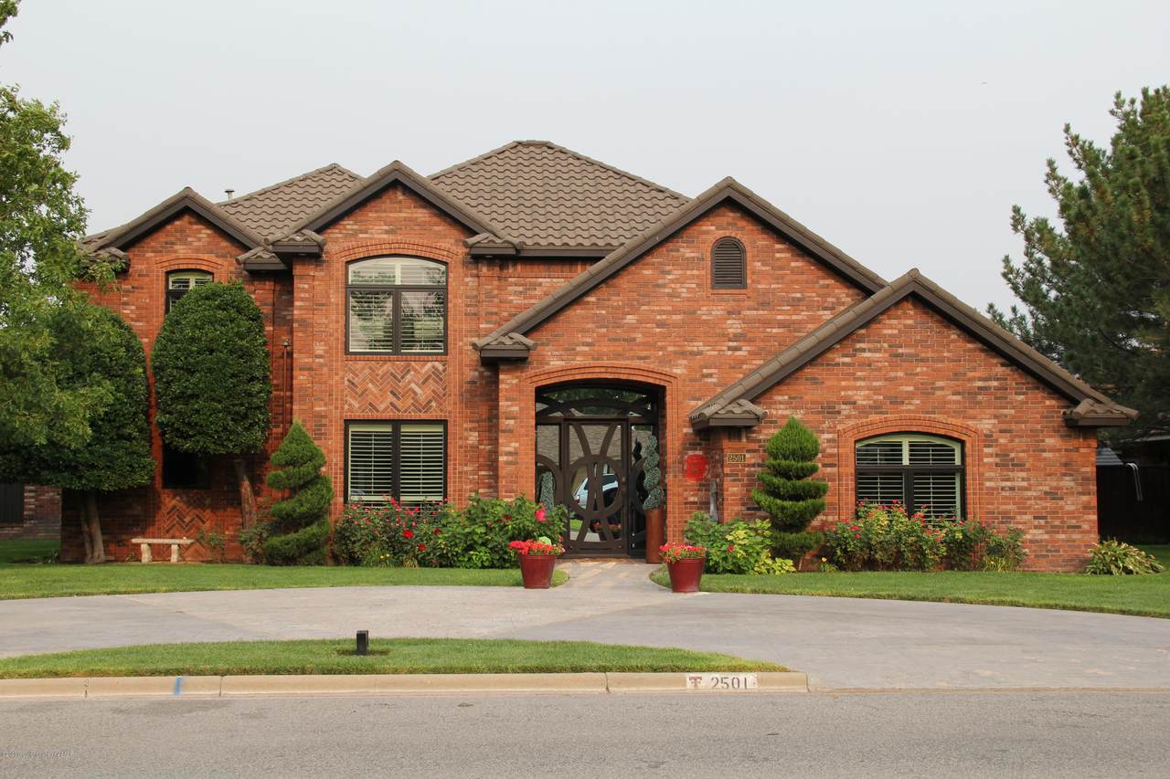 2501 Sequoia St - Photo 1