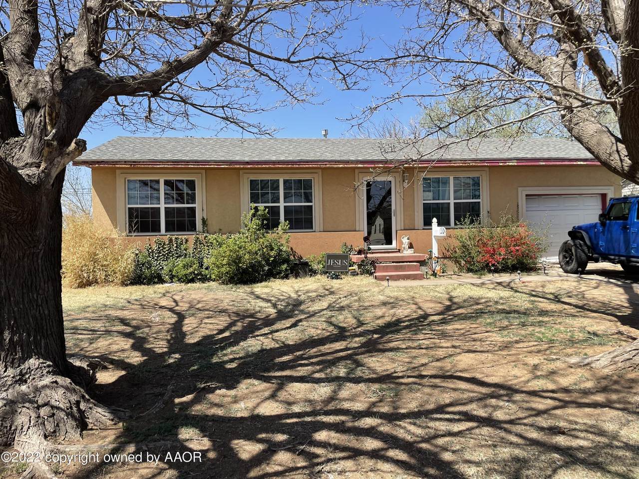 2720 Highland St - Photo 1
