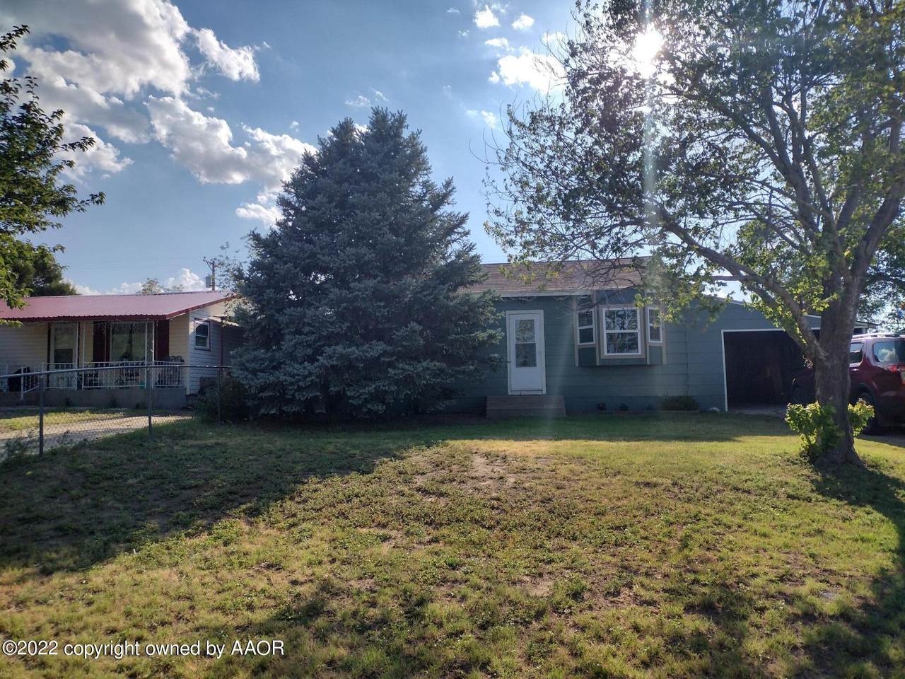 506 Stewart Ave - Photo 1