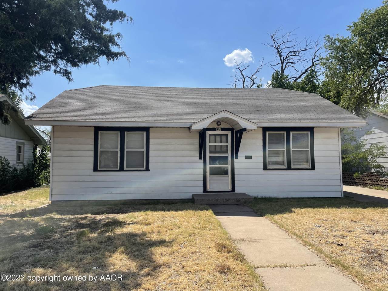 904 Virginia St - Photo 1