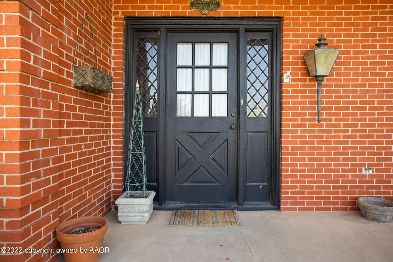 203 Avondale St - Photo 1