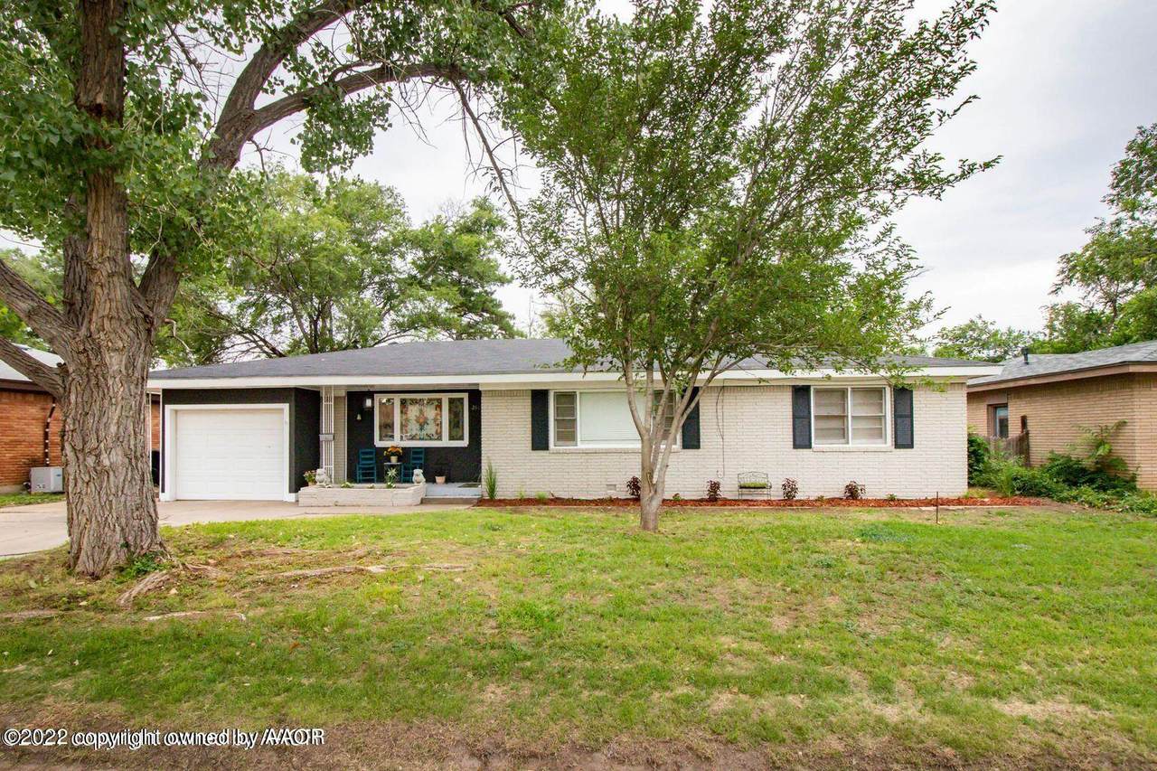 2411 11TH Ave - Photo 1