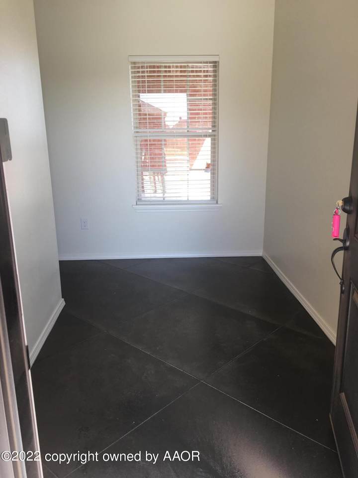 6300 Mosley St - Photo 1