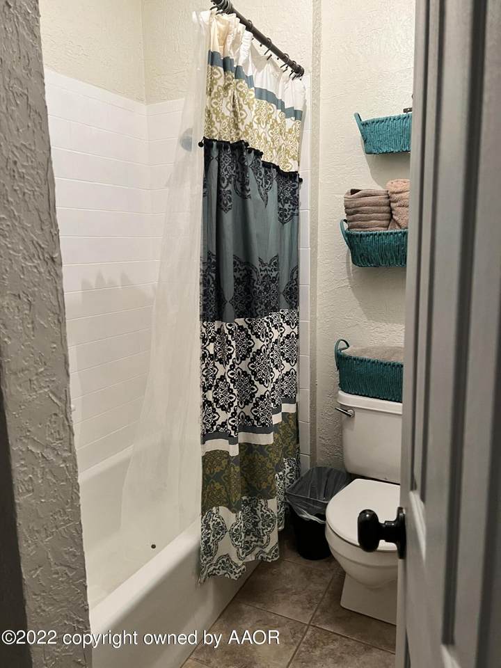 8012 Roach Dr - Photo 1