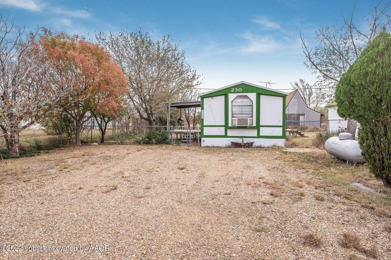 230 Walton - Photo 1