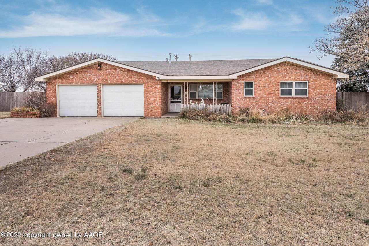 304 Regier - Photo 1
