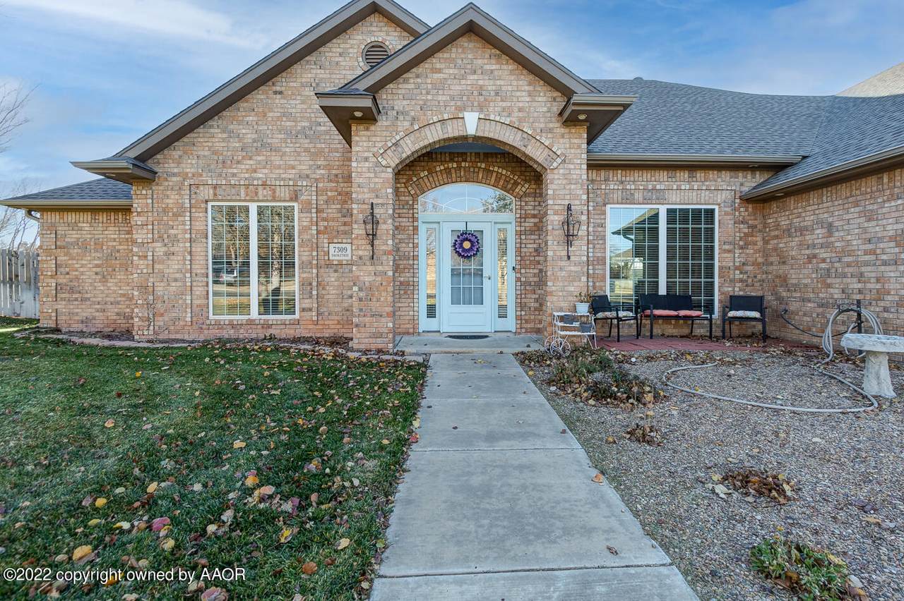 7309 Smoketree Dr - Photo 1