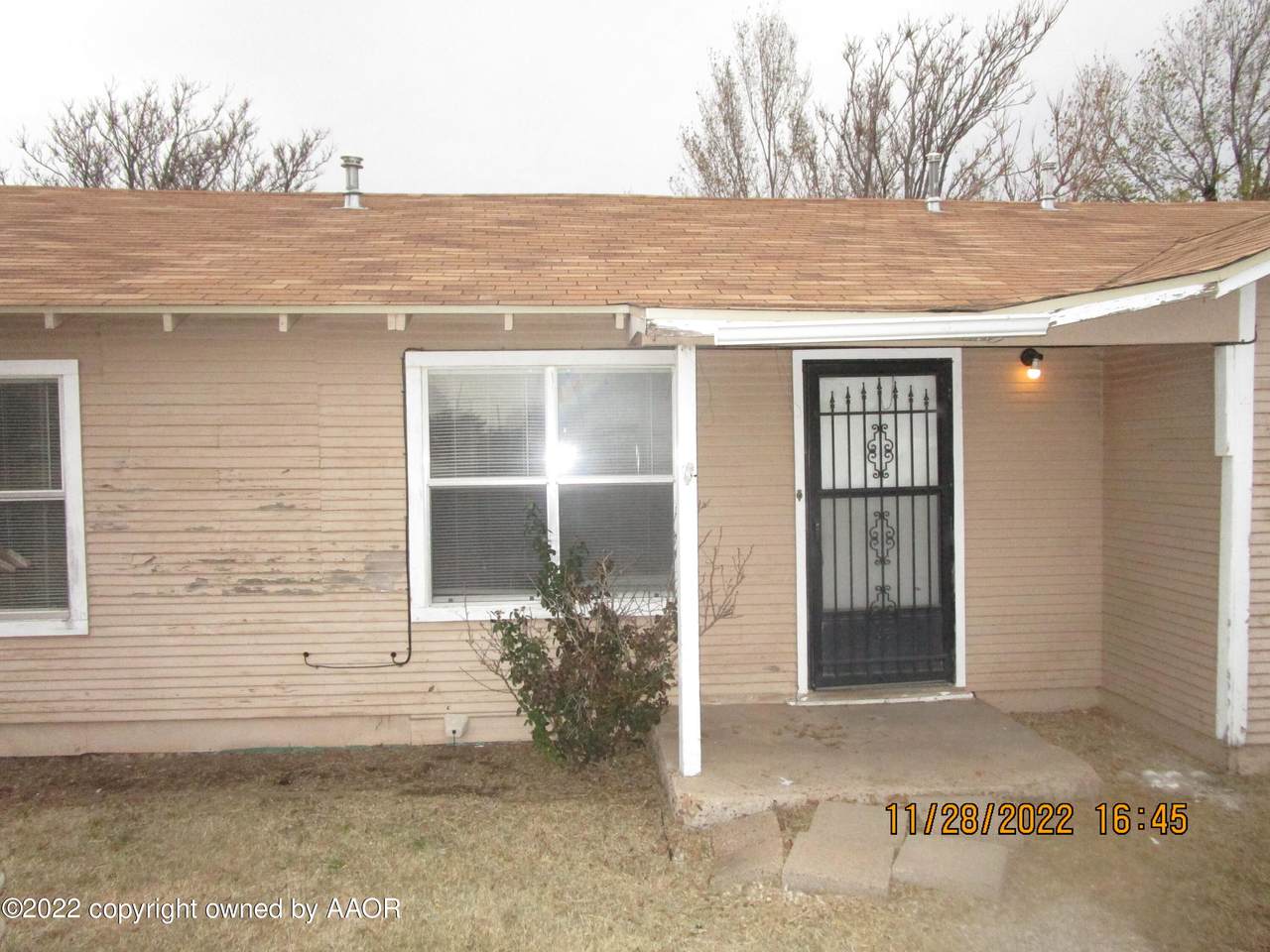 900 Jackson St - Photo 1