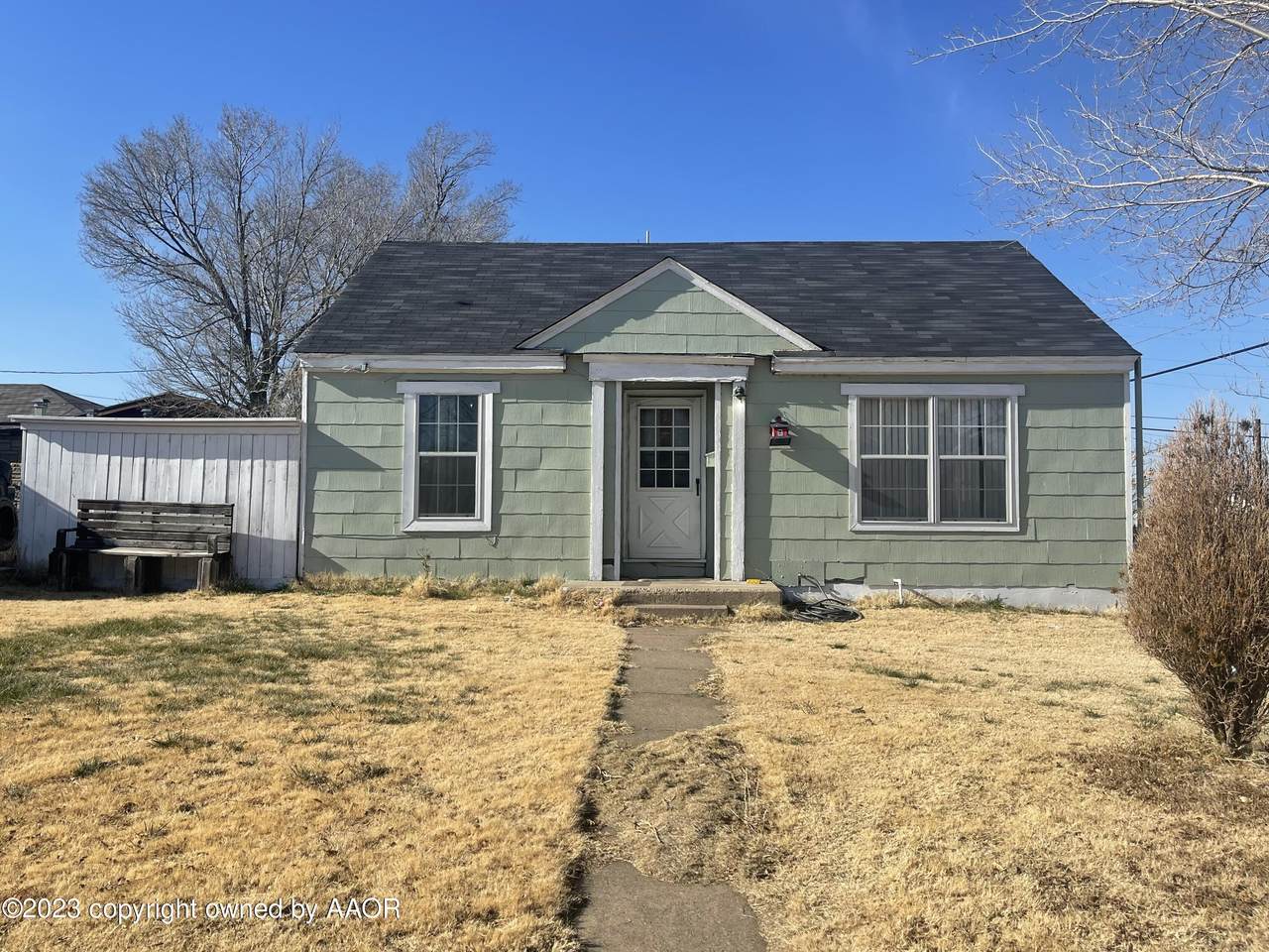 1103 Sterling - Photo 1
