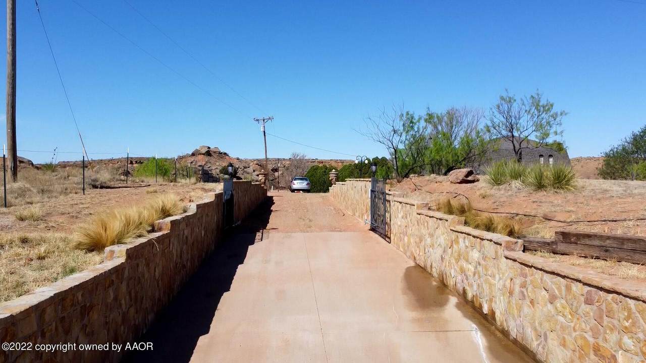 26011 Tascosa Rd - Photo 1