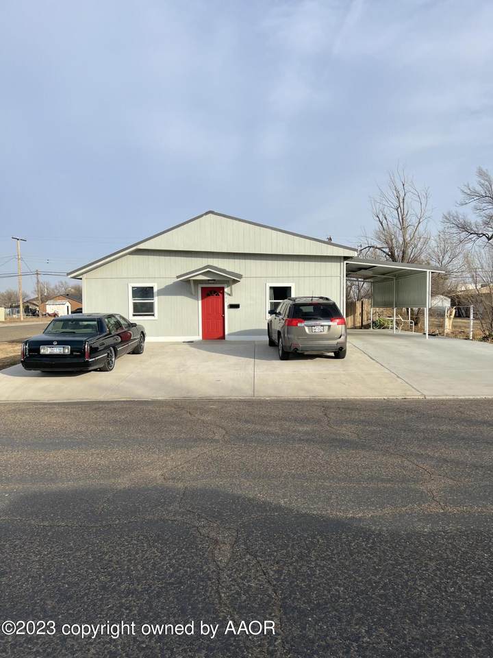 601 Klein Ave - Photo 1