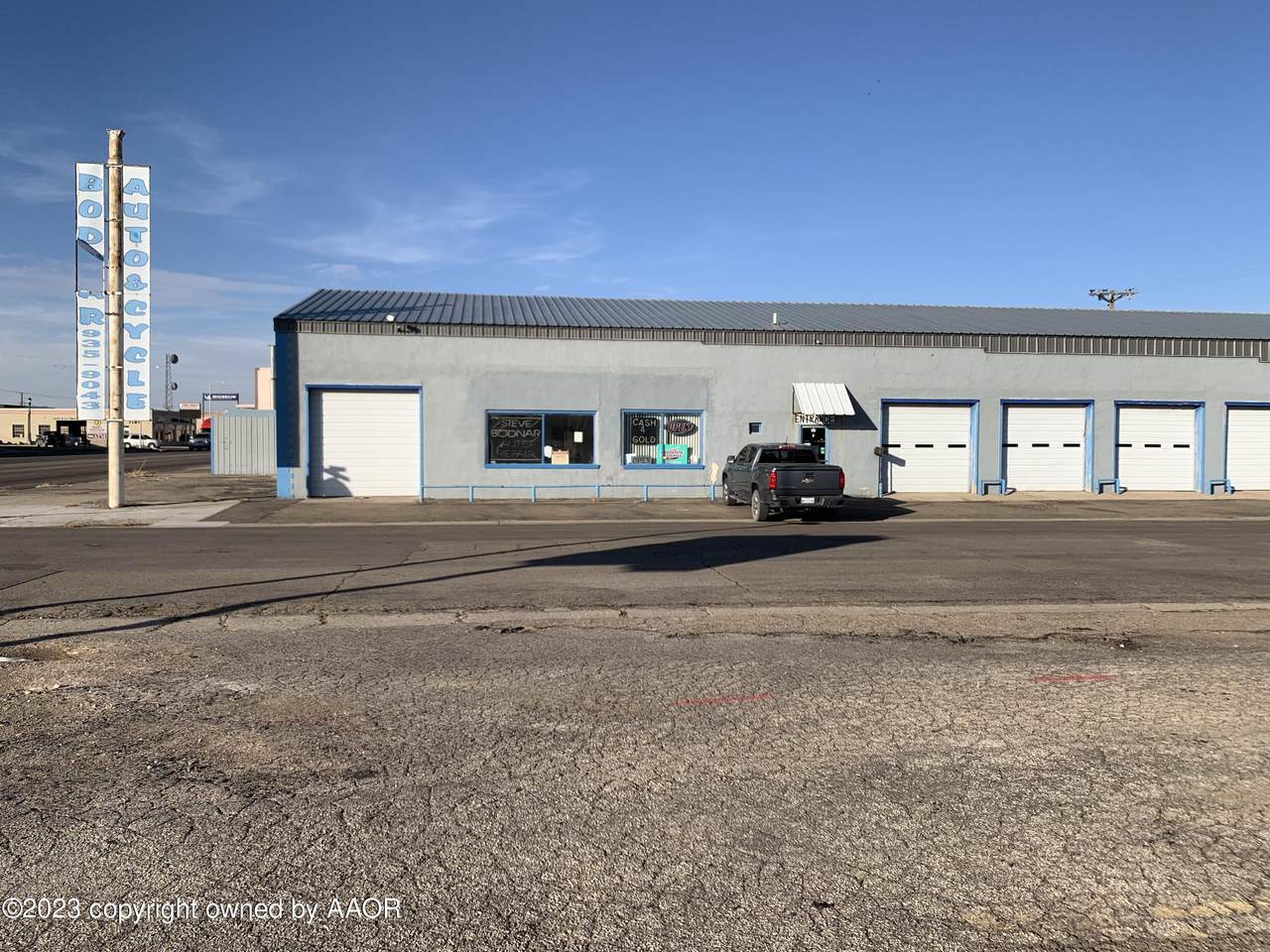 823 Dumas Ave - Photo 1