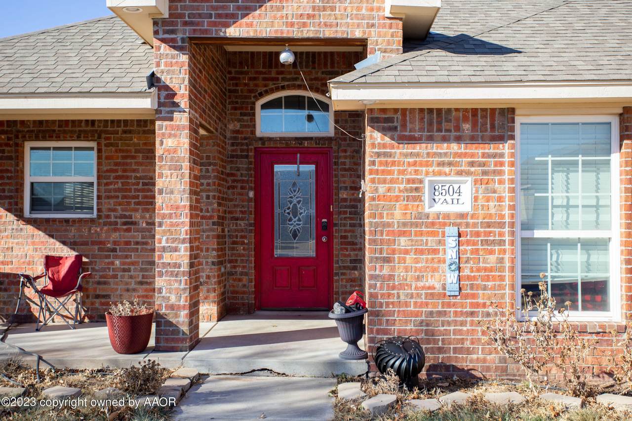 8504 Vail Dr - Photo 1