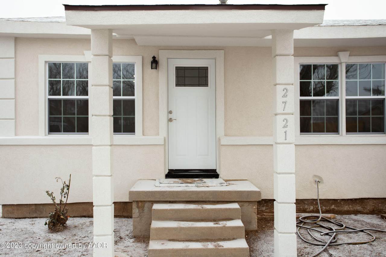 2721 Highland St - Photo 1
