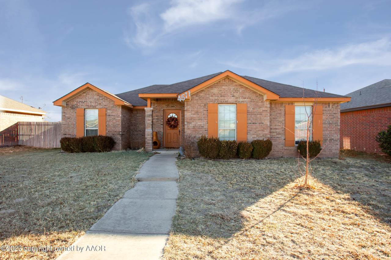 4511 Pine St - Photo 1