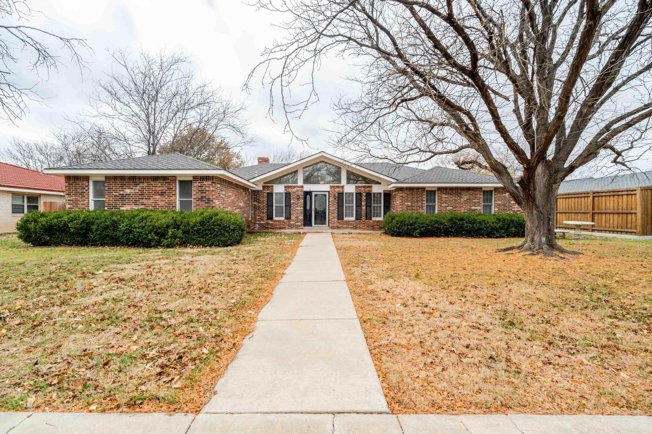 4204 Roxton Drive - Photo 1