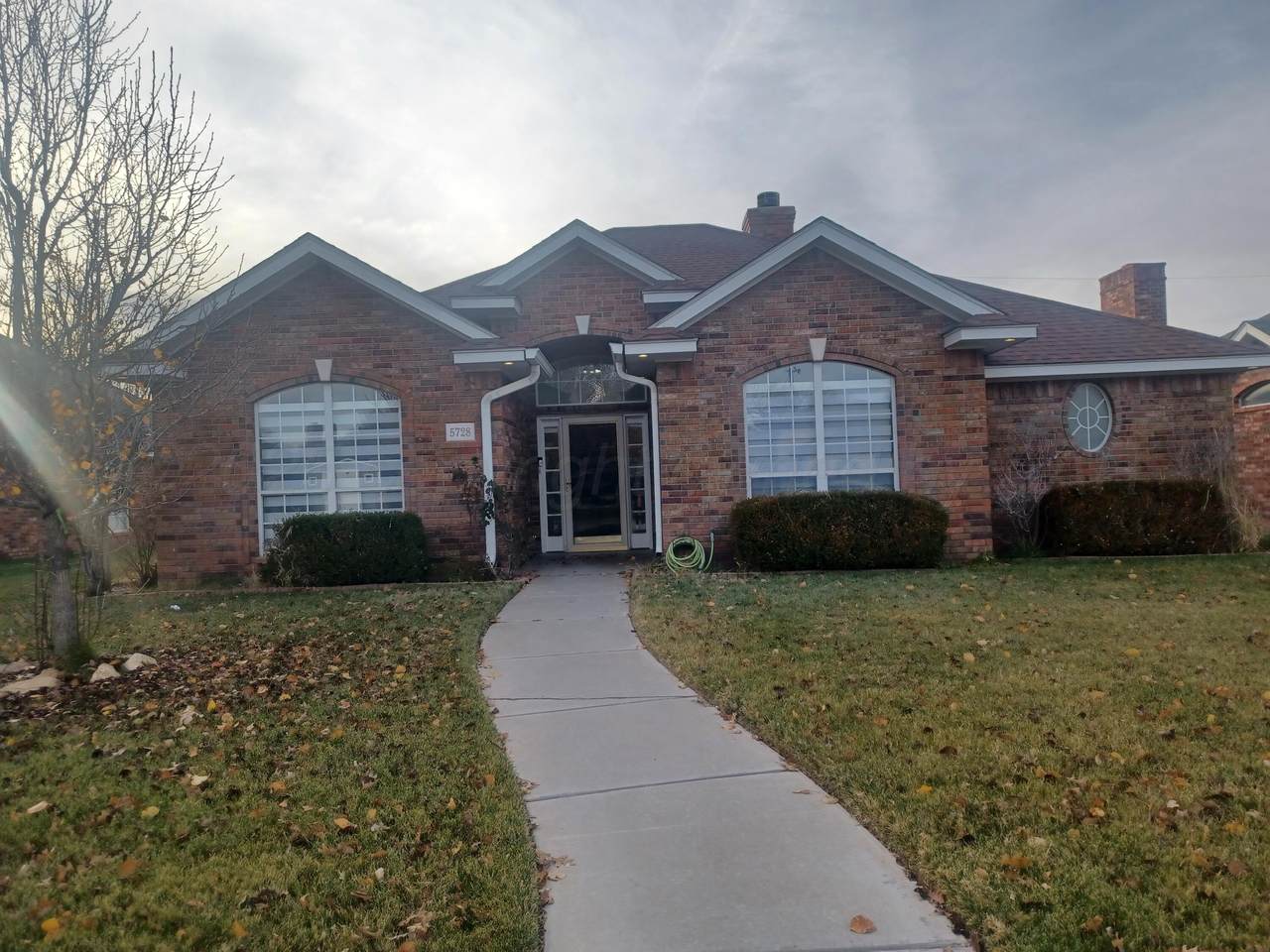 5728 Mary Dell Drive - Photo 1