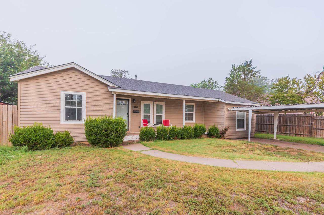 1516 Beverly Drive - Photo 1