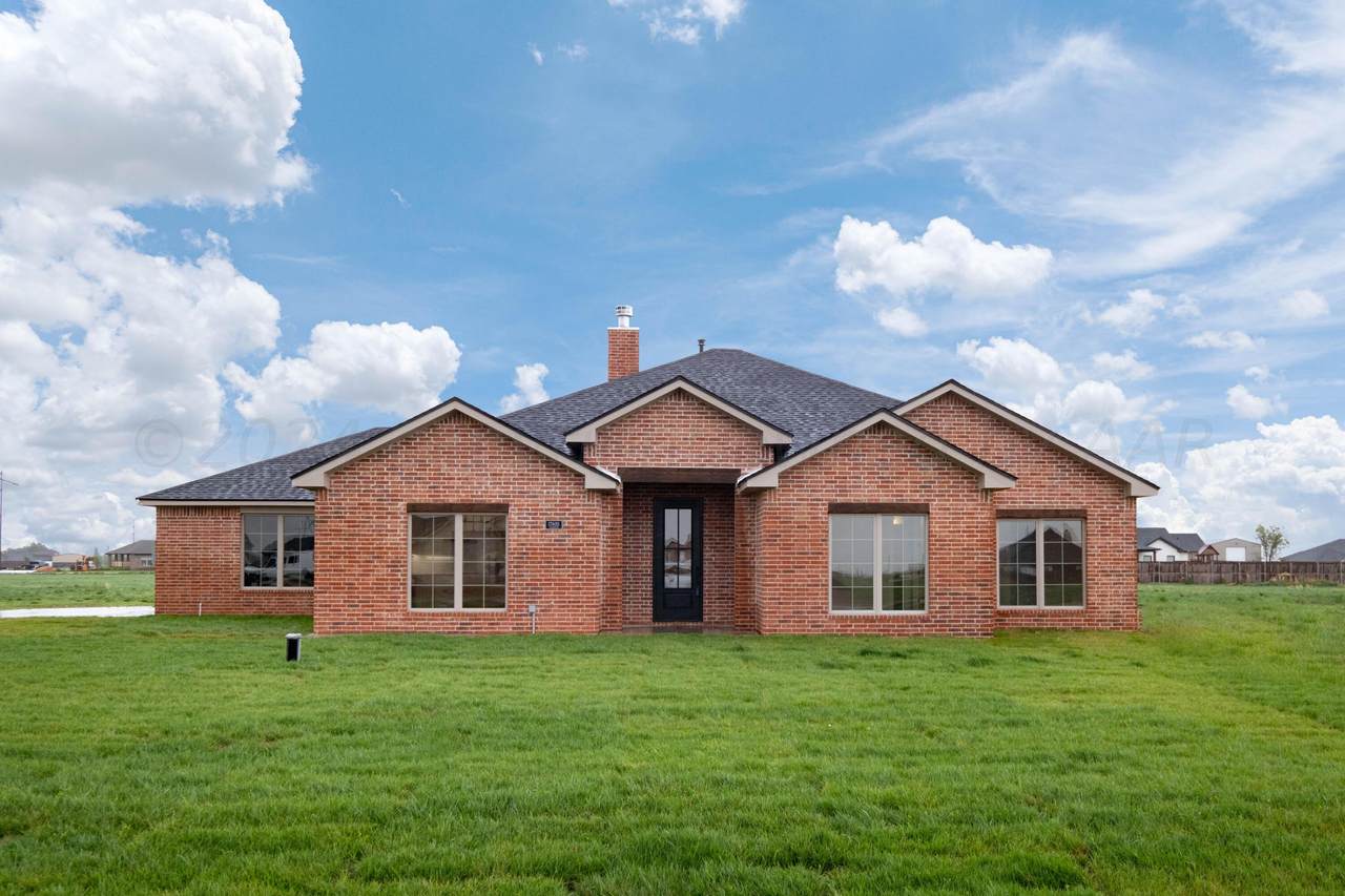 17600 Leighton Circle - Photo 1