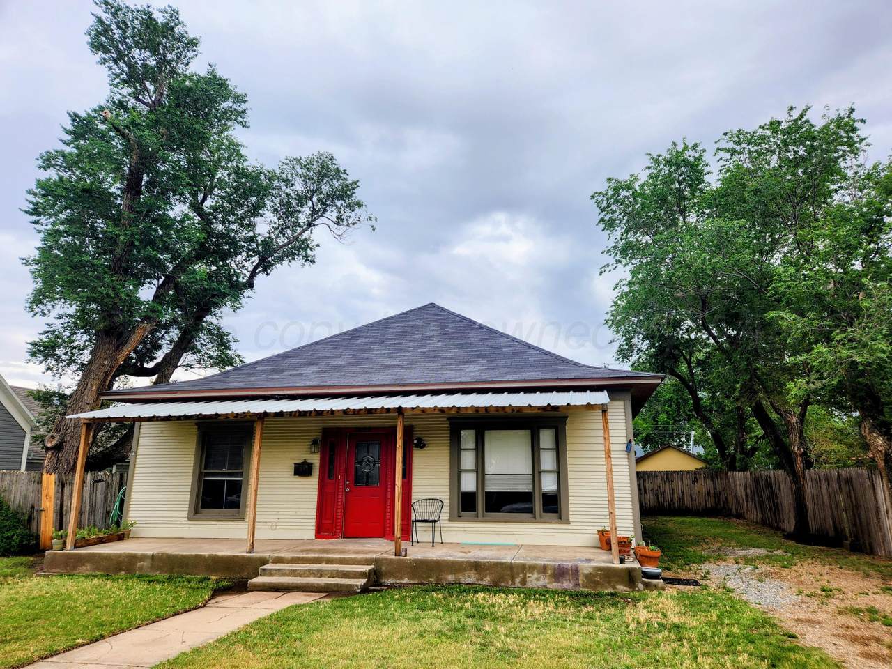 1908 3RD Avenue - Photo 1