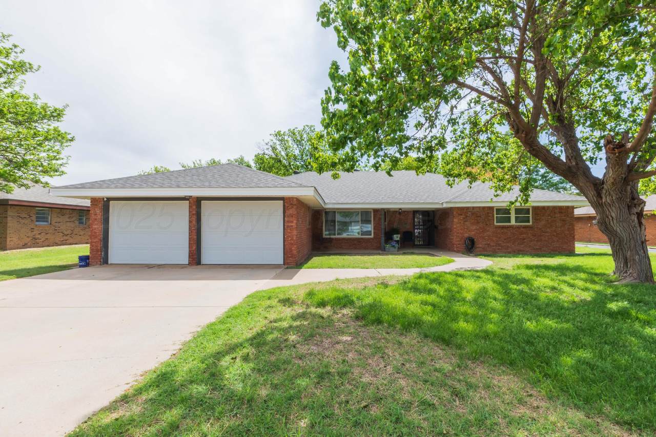 407 Thompson Lane - Photo 1