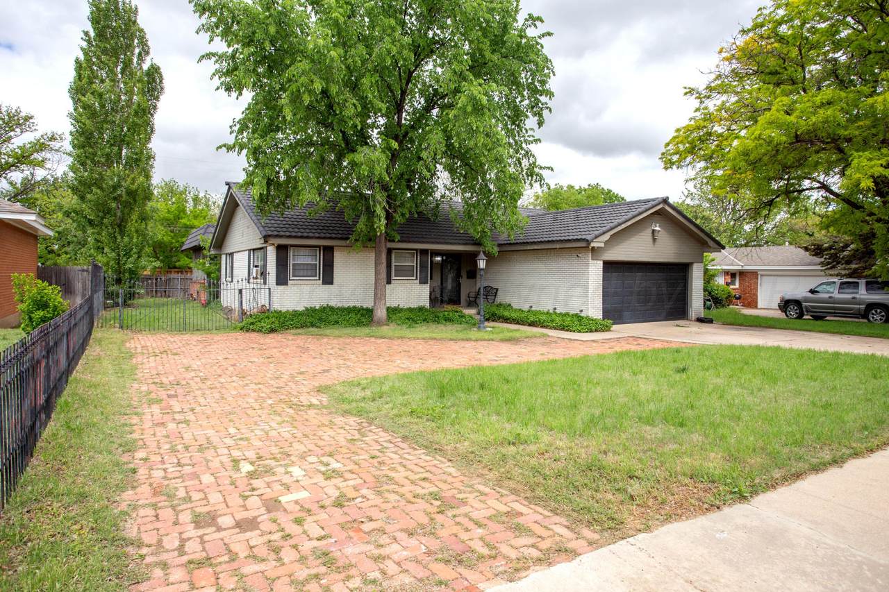 3508 Hawthorne Drive - Photo 1