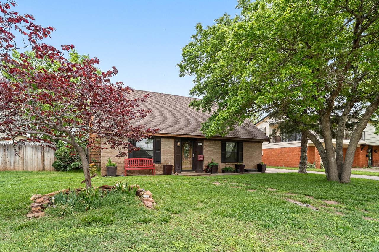 5712 Brinkman Drive - Photo 1