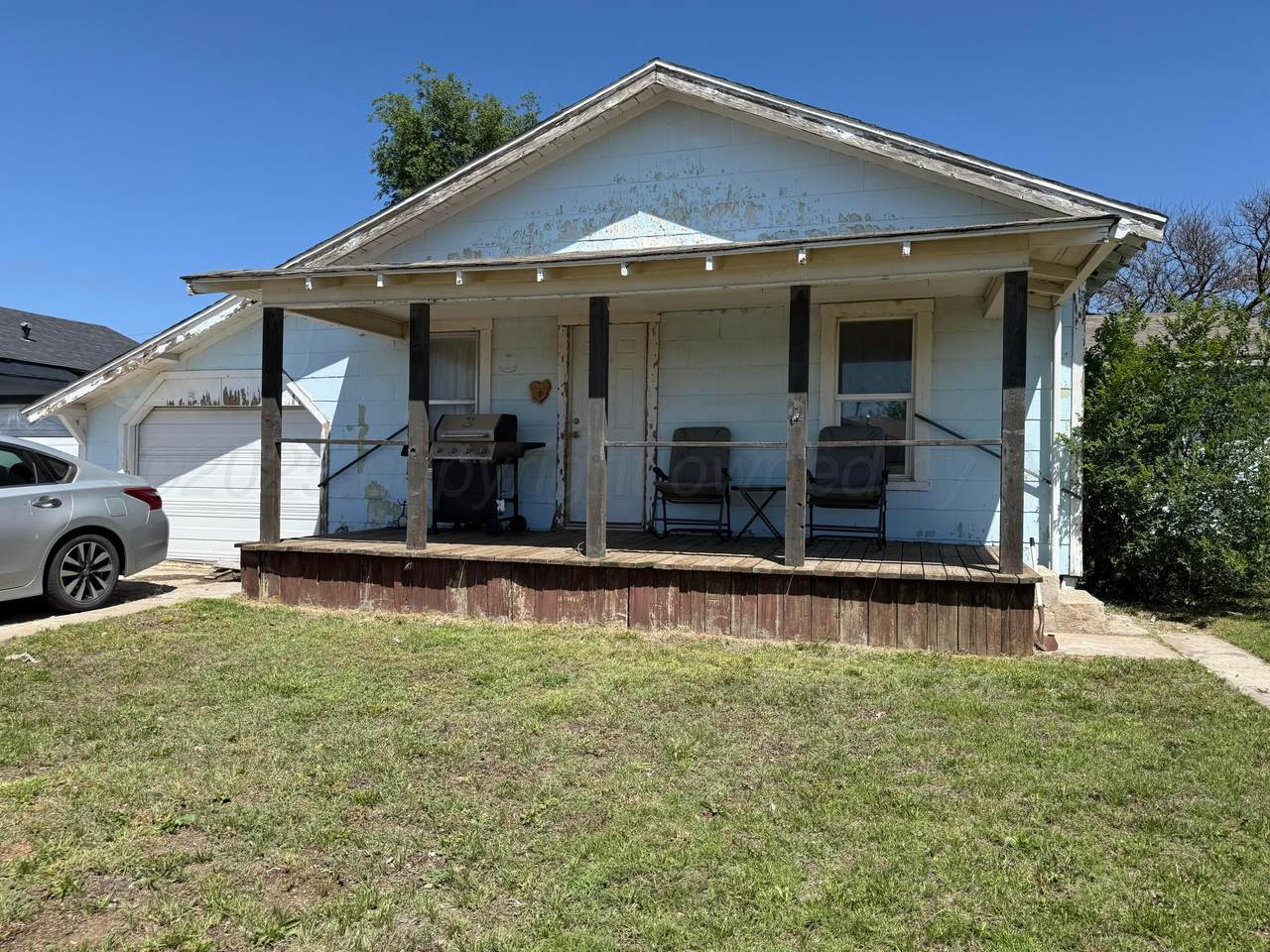 2107 Hemlock Street - Photo 1