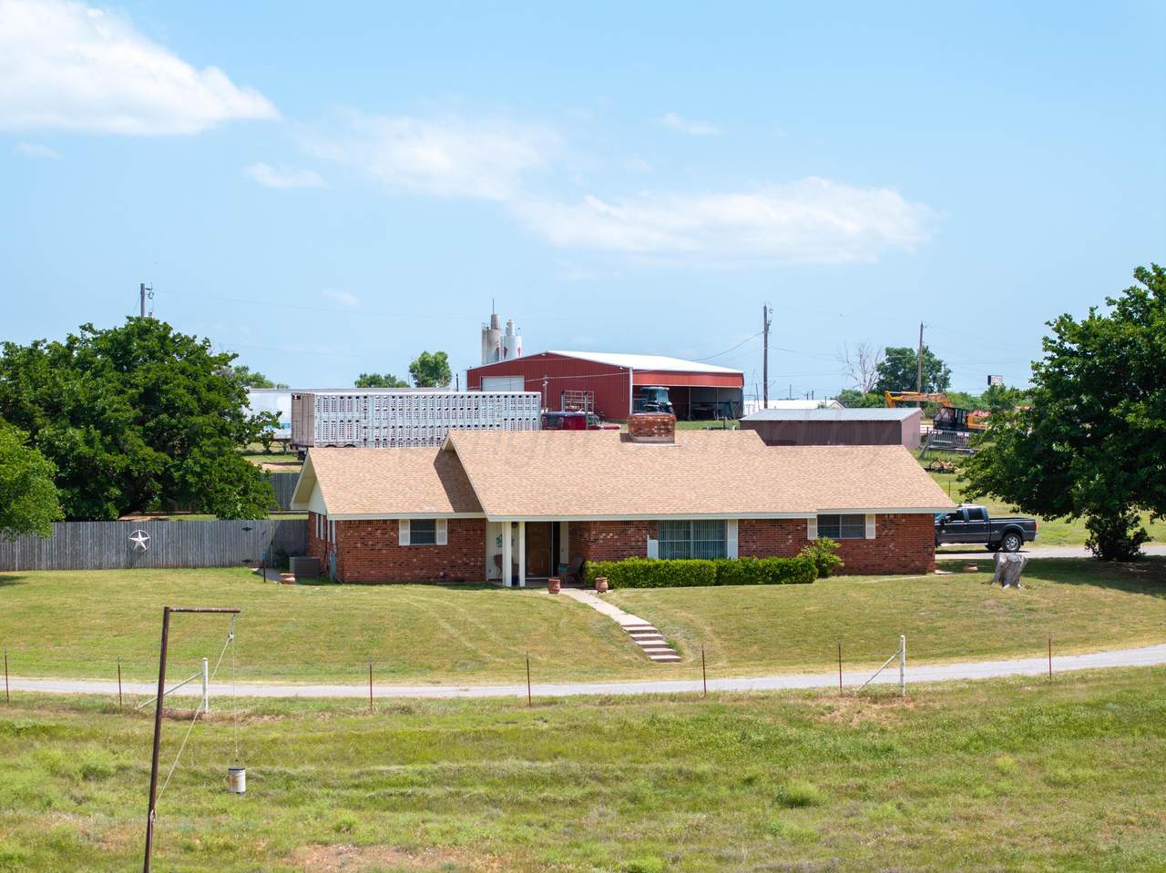 1409 Iowa Street - Photo 1