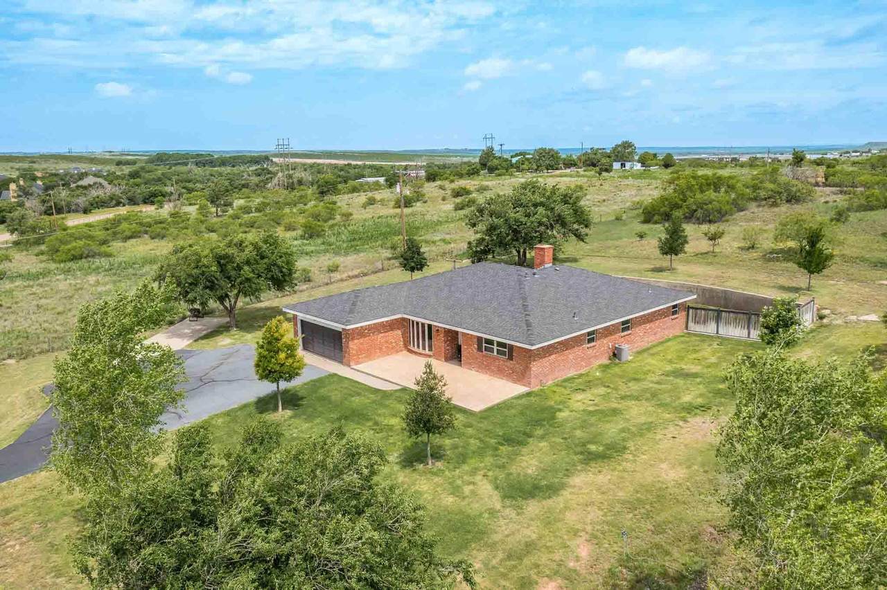 5800 Hester Road - Photo 1