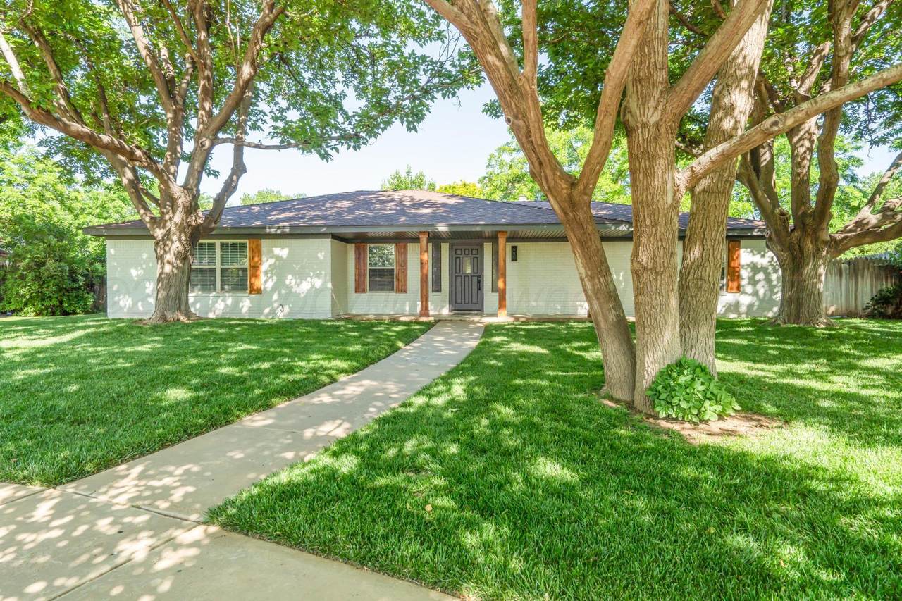 4034 Ricardo Drive - Photo 1